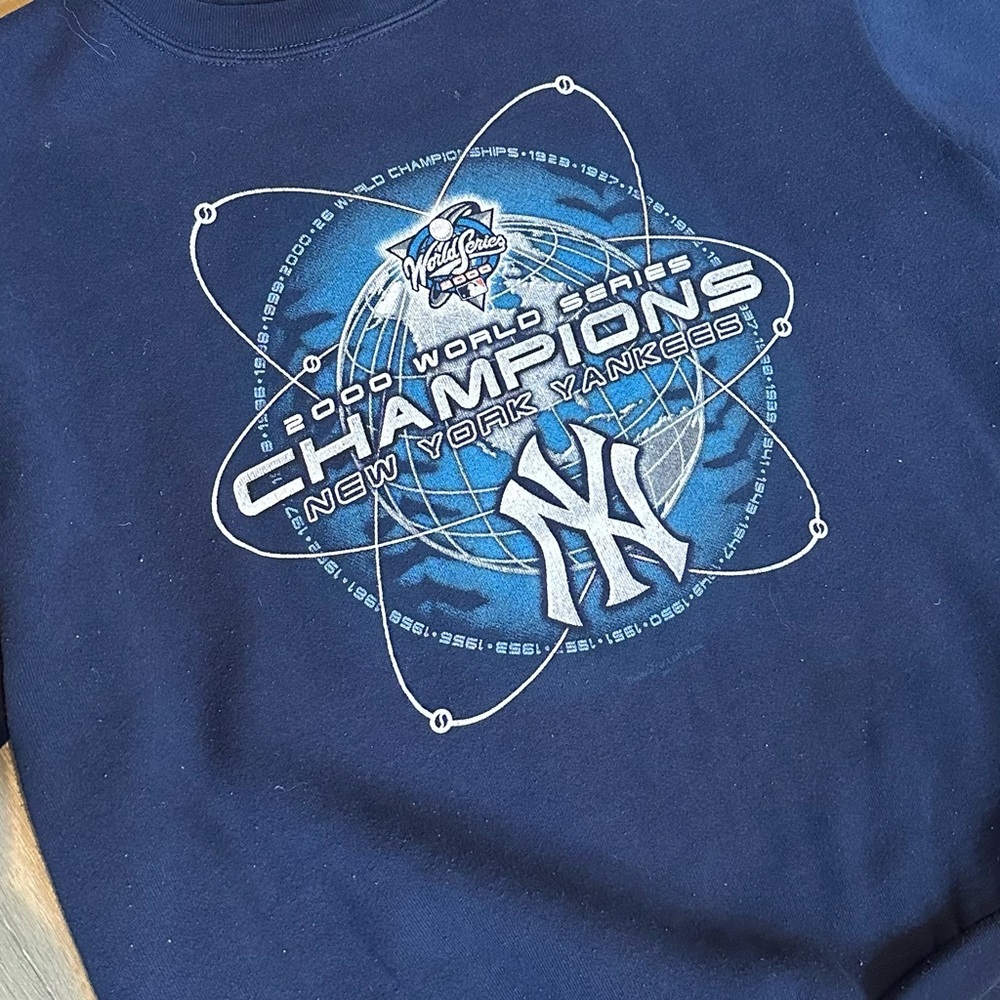 2000s World Series Vintage Yankees Crewneck - Picture 3 of 4